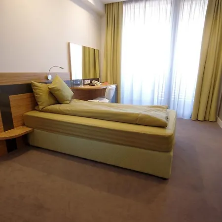 Hotel Mak