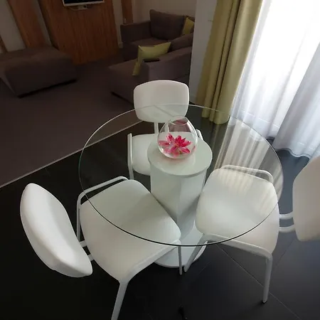 מלון Mak גברובו