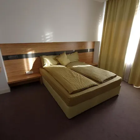 Mak 3* Gabrovo