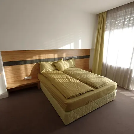 Mak 3* Gabrovo
