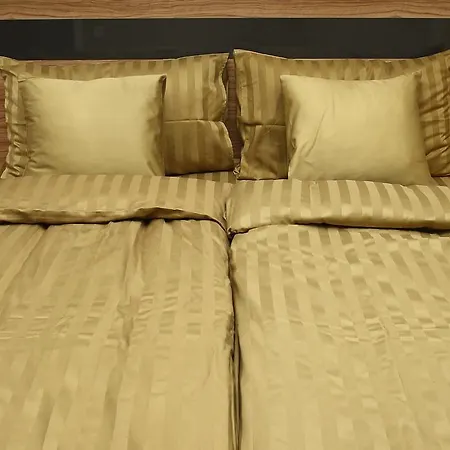 Mak מלון גברובו